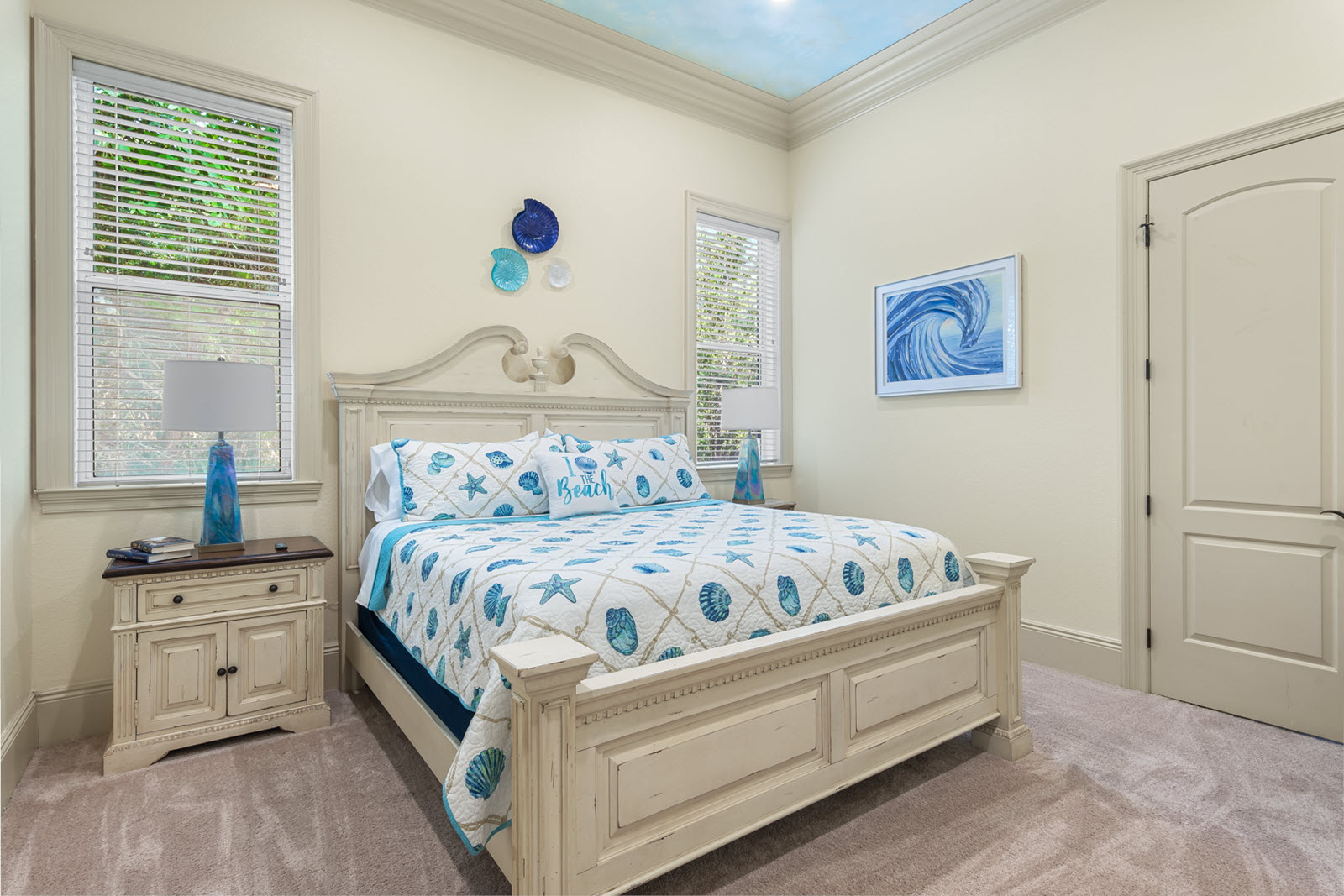 Master_Closet_2-destin-vacation-rentals